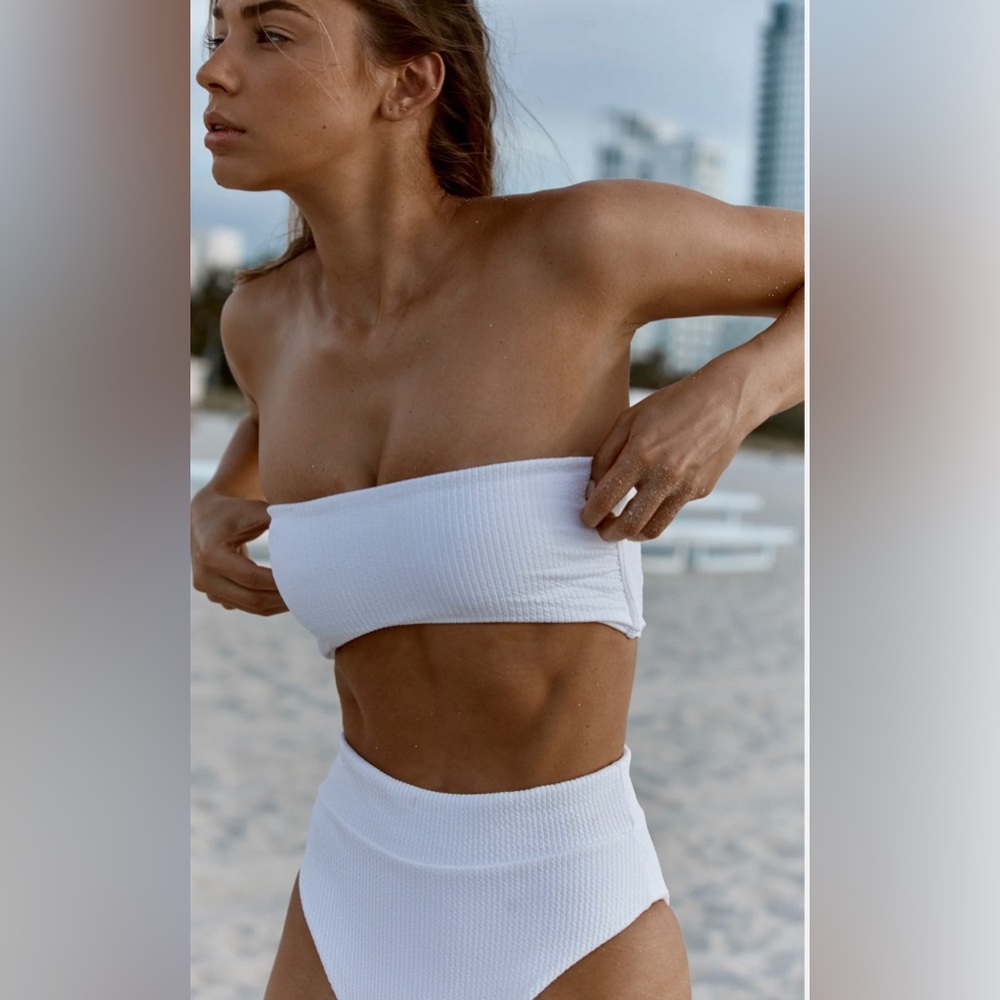 Monday Swimwear Bora Bora Bandeau Top - Large